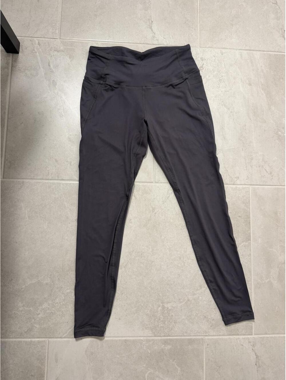 grey high-waisted leggings with pockets